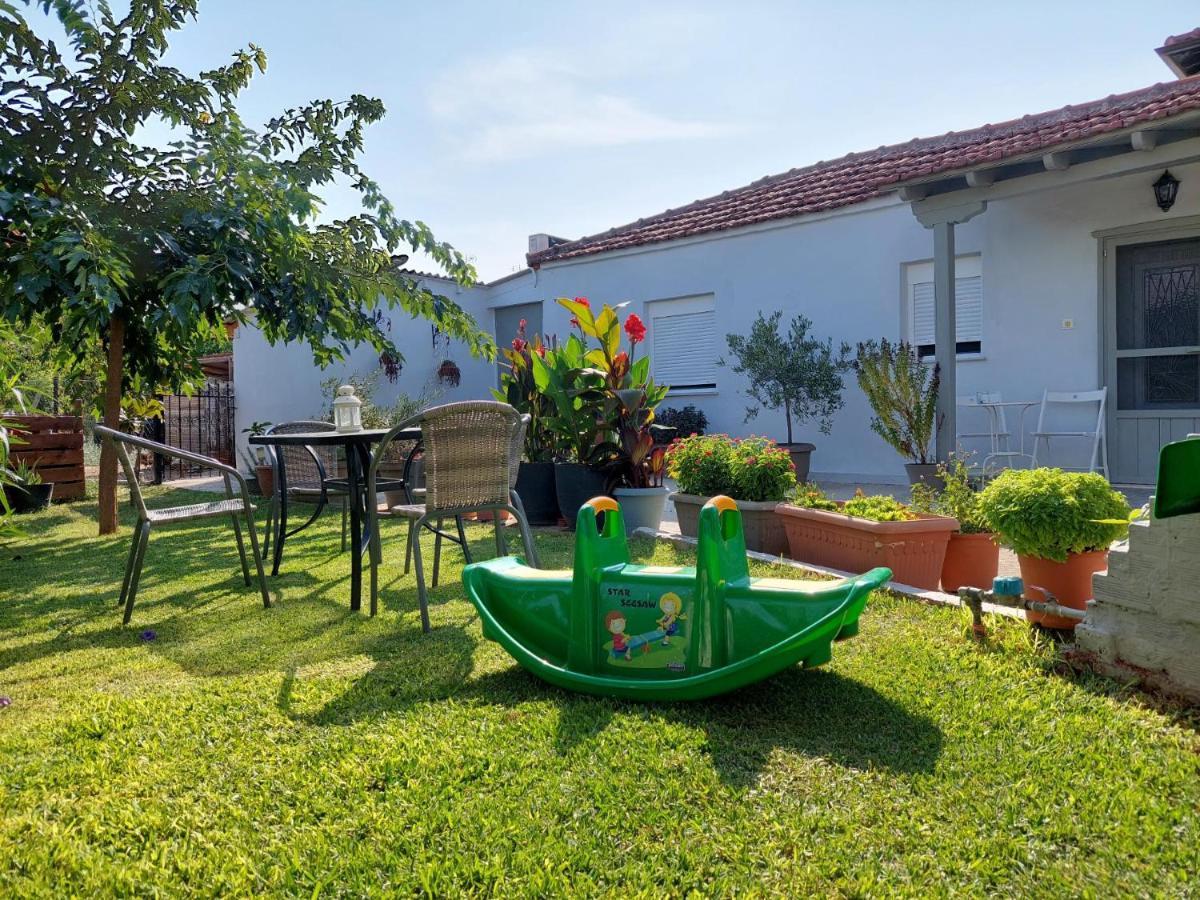 Agrikia Tis Vasilikis Apartment Ormília Екстериор снимка