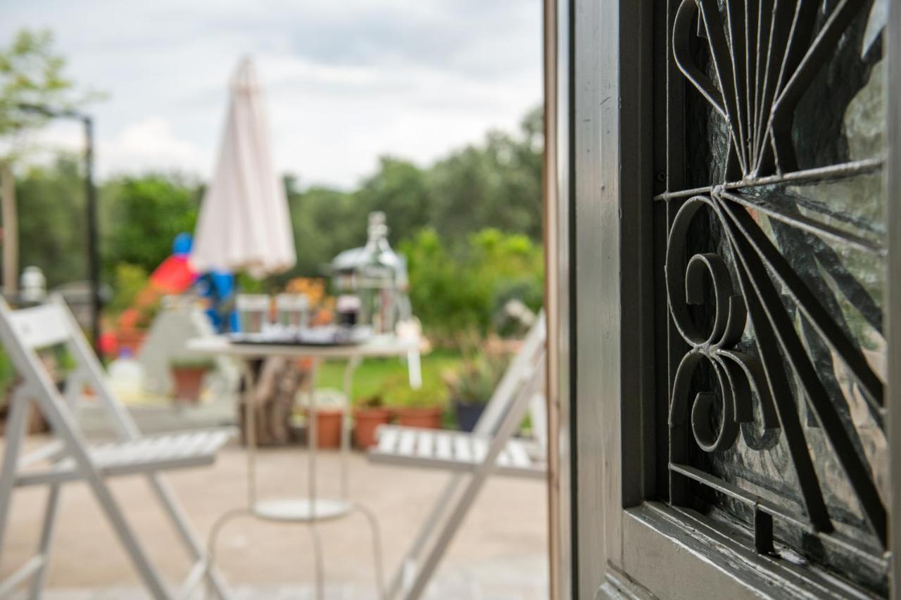 Agrikia Tis Vasilikis Apartment Ormília Екстериор снимка